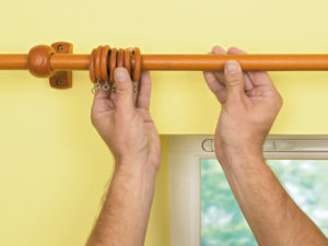 Singapore-handyman-services-curtain
